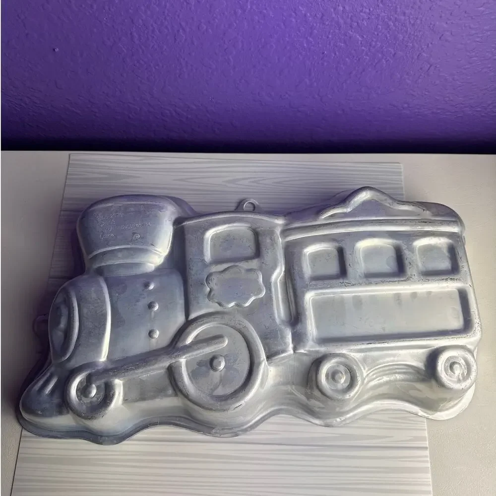 Vintage Wilton Cake Pan Lot Train Football 6 Cavity Bunny Easter Bakeware Baking